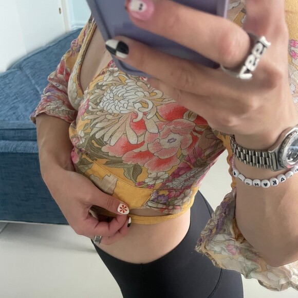 Spell & The Gypsy Cropped Floral Wrap Top Small - Picture 5 of 8